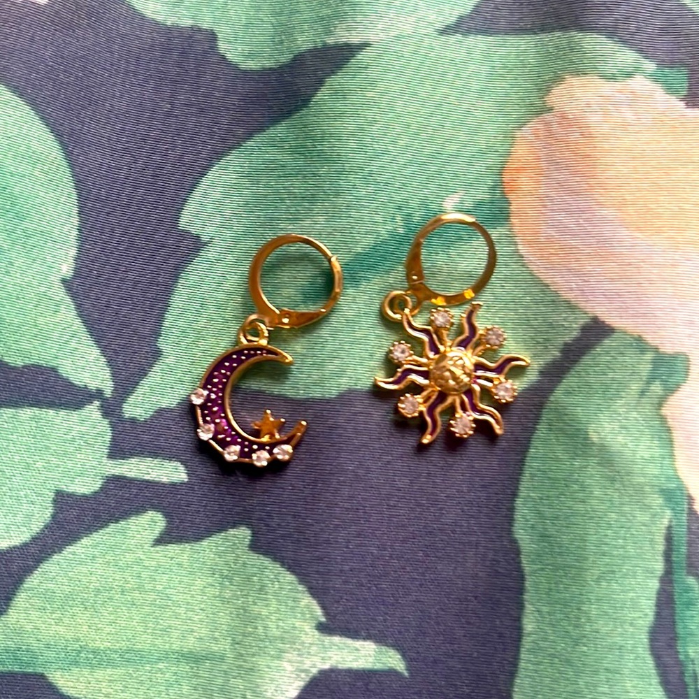 golden moon and star earring